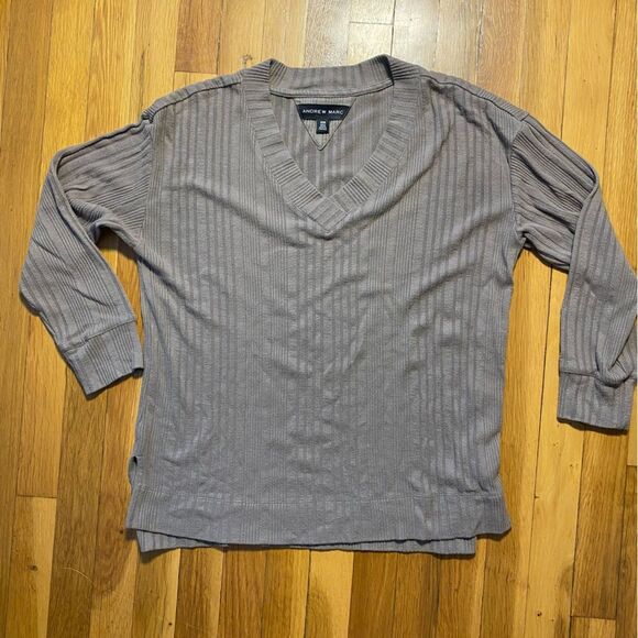 Andrew Marc Ribbed V-Neck Long Sleeve Tunic Top - Picture 1 of 2